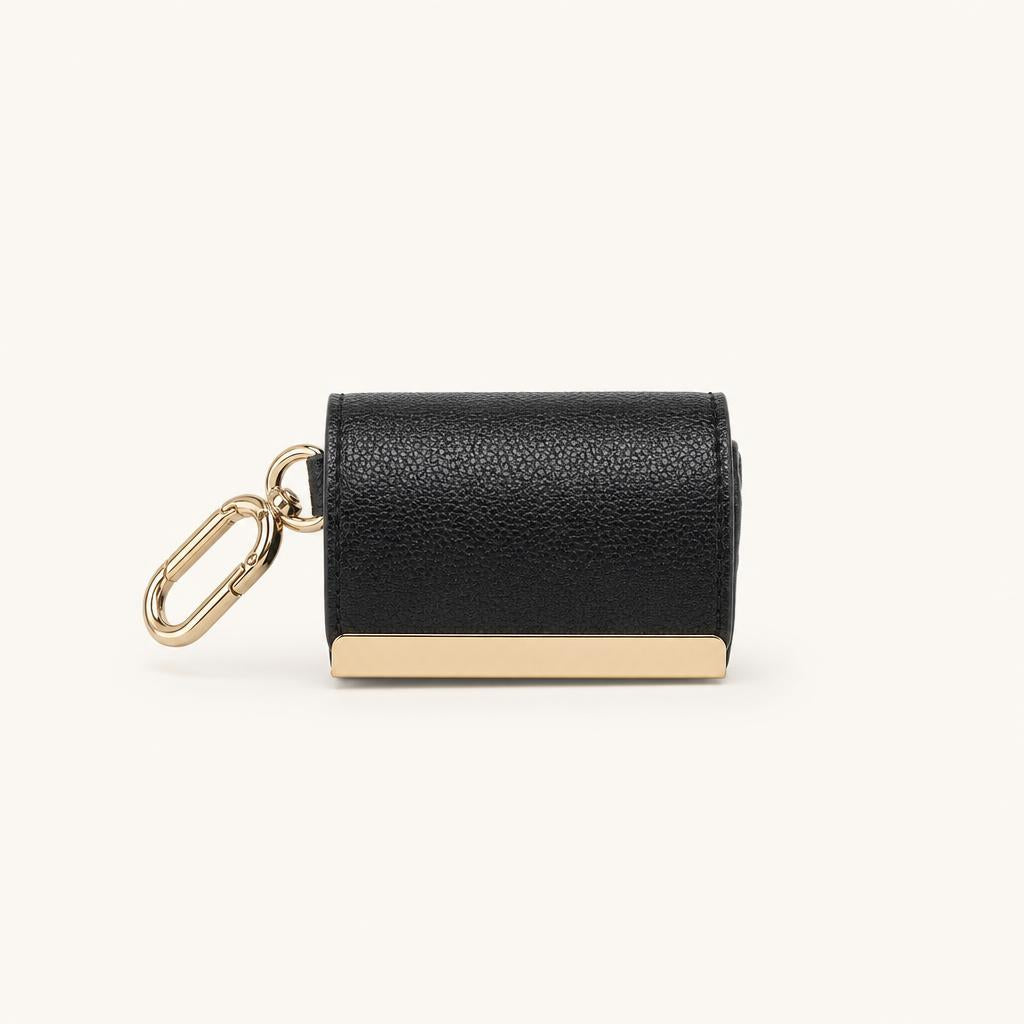 El mini bolso que siempre tiene sitio para lo esencial